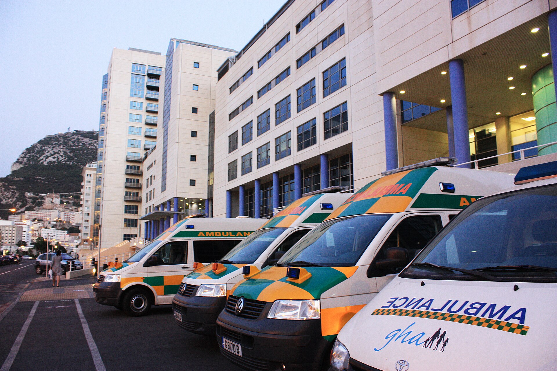 Imagem de referência relacionada a St Bernard's Hospital, item descrito como hospital em Gibraltar