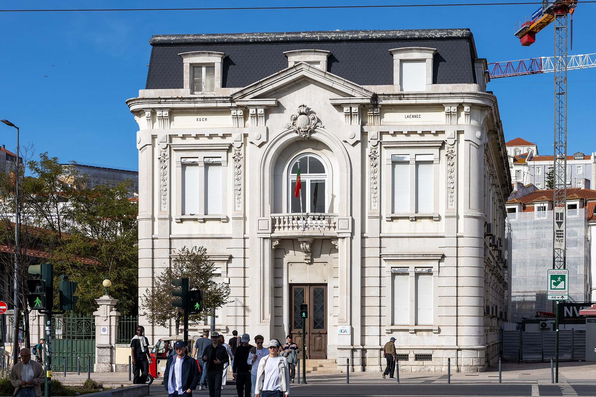 Imagem de referência relacionada a Instituto Central da Assistência Nacional aos Tuberculosos, item descrito como edifício em Lisboa, Portugal