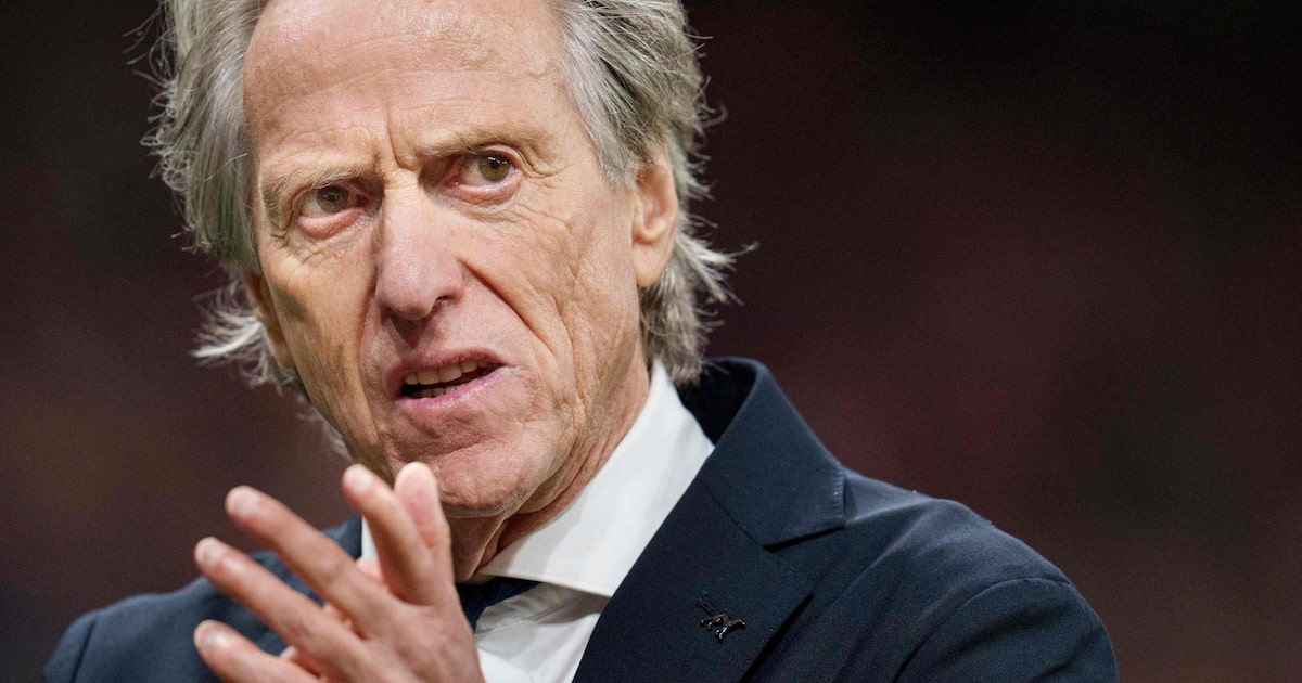 Jorge Jesus evita comentar críticas em carta de Cristiano Ronaldo: ‘Agora vou trabalhar’