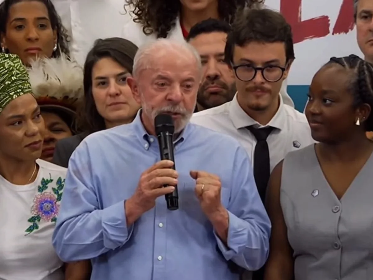 Lula chama de “acordo leonino” projeto para trabalhador negociar com patrão