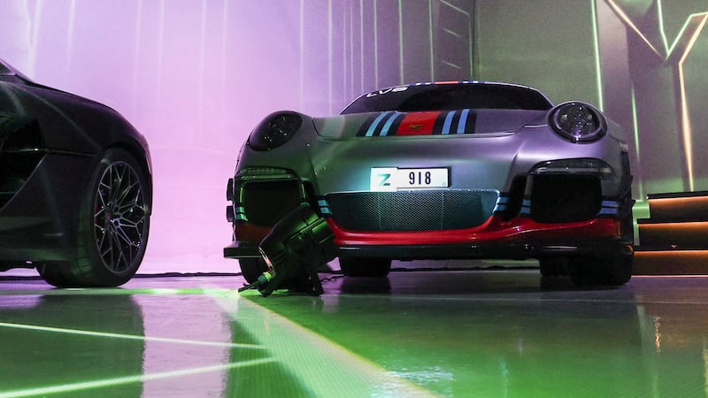 Aumentando as vendas: plataforma de Dubai abre marketplace seguro para negociação de placas de carro com valor superior a milhões de dirhams