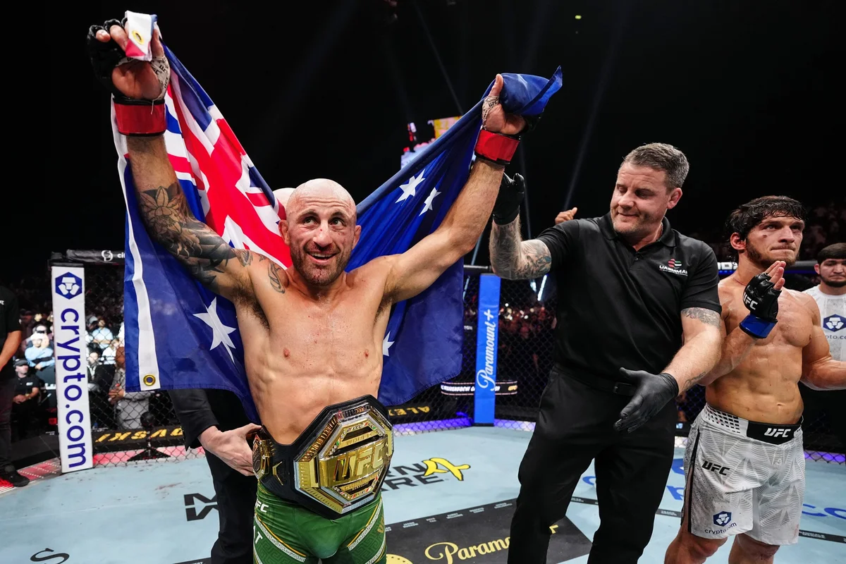 Volkanovski e Yan mantêm cinturões com vitórias no UFC 333