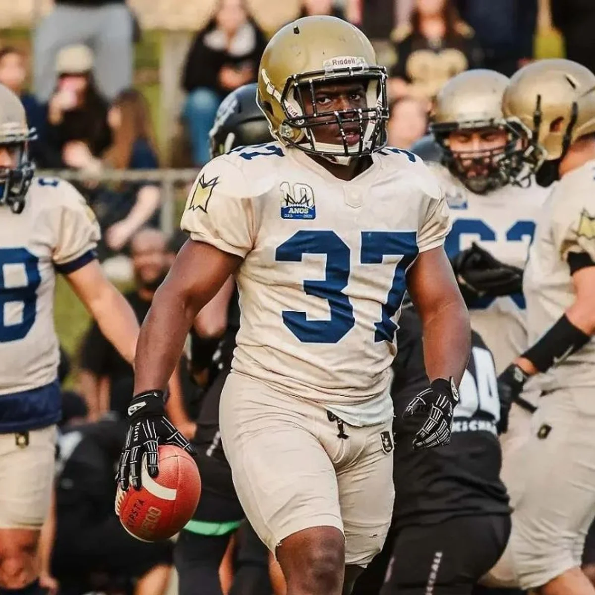 Liga Nacional de Futebol Americano terá jogos dos playoffs nesta semana