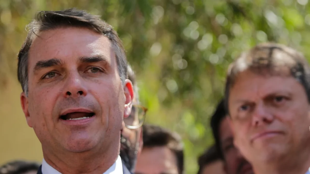 Em ato com governadores eleitos, Flávio diz que vai governar para todos