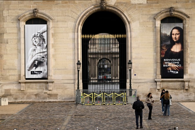 Grandes protestos em Paris e outras cidades francesas desafiando Macron – em fotos