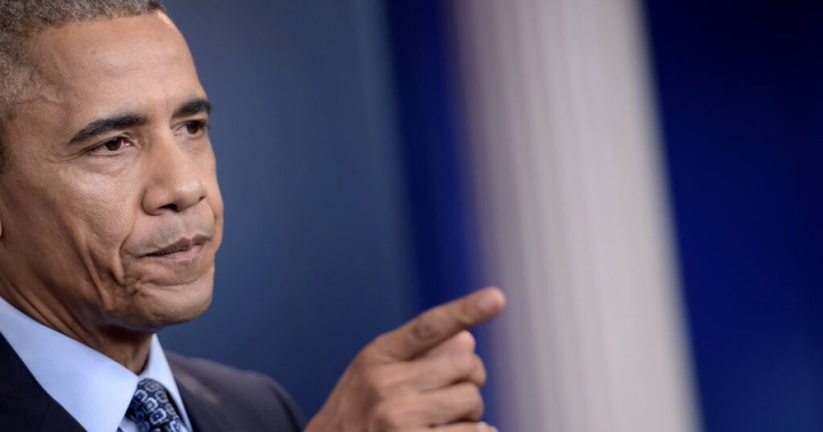 Obama ataca o 'caos e crueldade' de Trump enquanto faz campanha pelos democratas