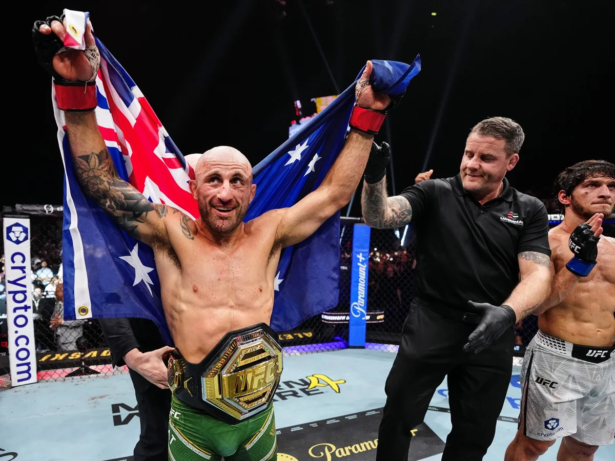 Volkanovski e Yan mantêm cinturões com vitórias no UFC 333