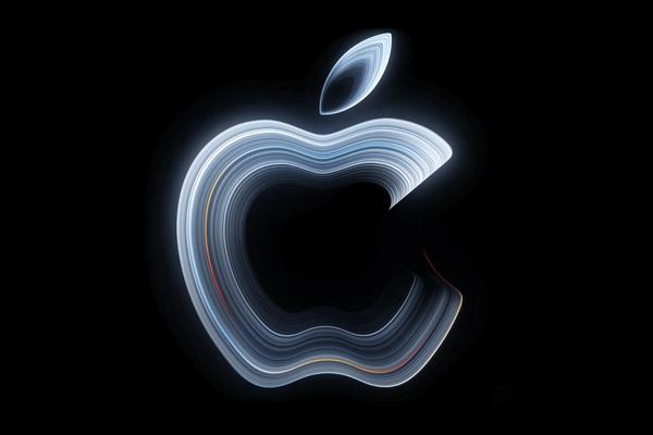 新型MacBook Pro発表と「サプライズ」があるっぽい。ロサンゼルスから現地レポをお届け
