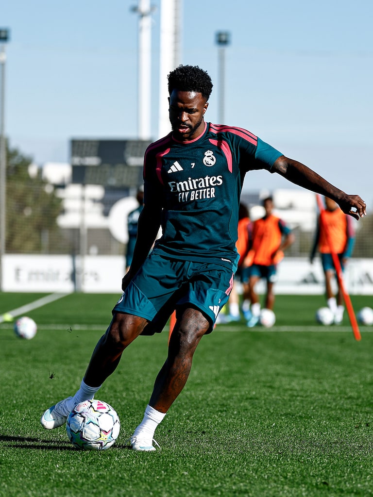 Expulsão, vida pessoal e só um gol: Vini Jr. vive sua pior temporada no Real Madrid