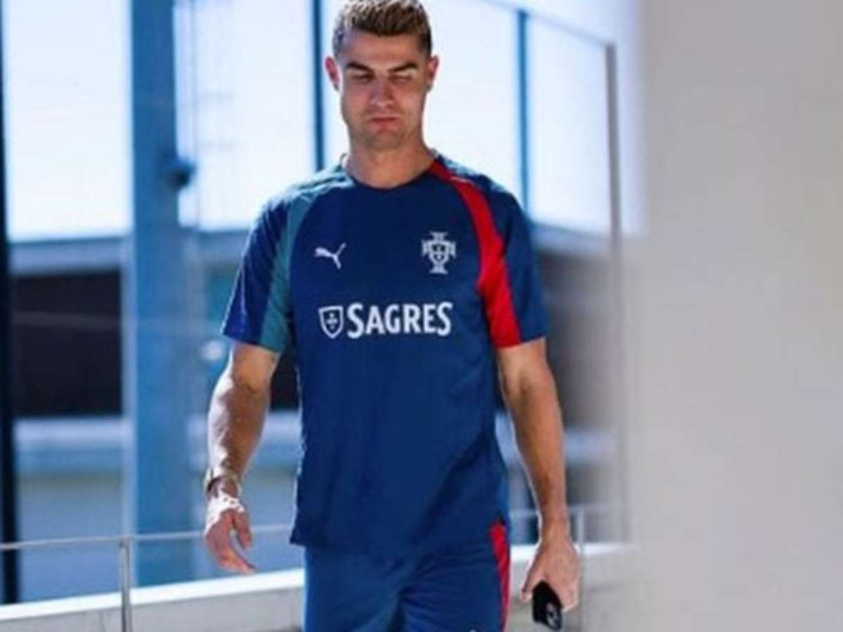 Cristiano Ronaldo é suspenso preventivamente por abandonar a seleção