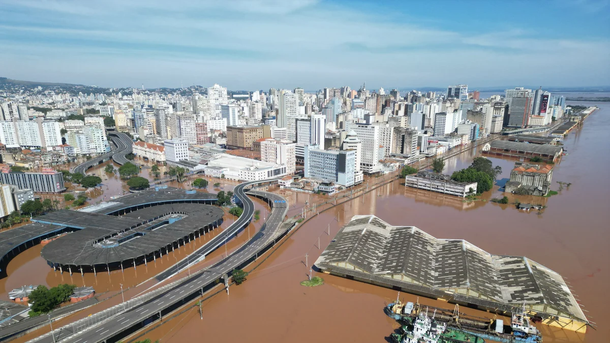 Chuvas deixam Rio Grande do Sul sob alerta vermelho com risco de inundações
