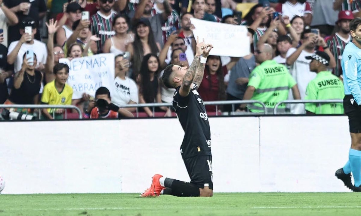 Santos estreia quarteto ofensivo, vira contra o Fluminense e continua sonhando com Libertadores