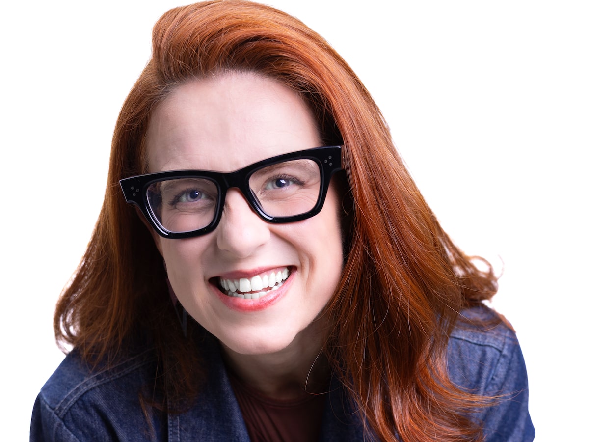 ‘Relaxa e Prosa’: Juliana Wallauer inaugura faixa das 19h na Eldorado com o programa leve