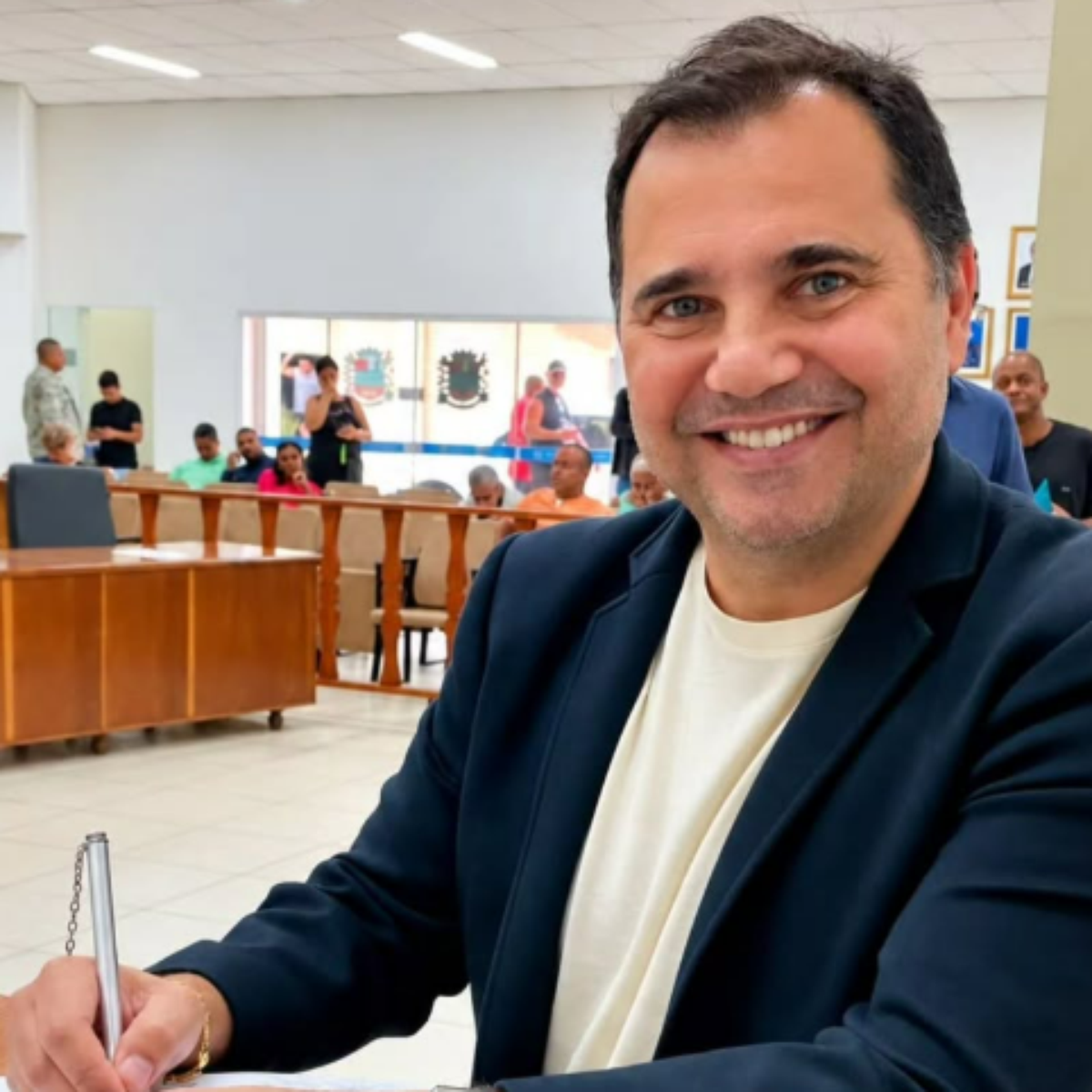 Ex-vereador é morto durante abordagem policial na Avenida Brasil, no Rio de Janeiro