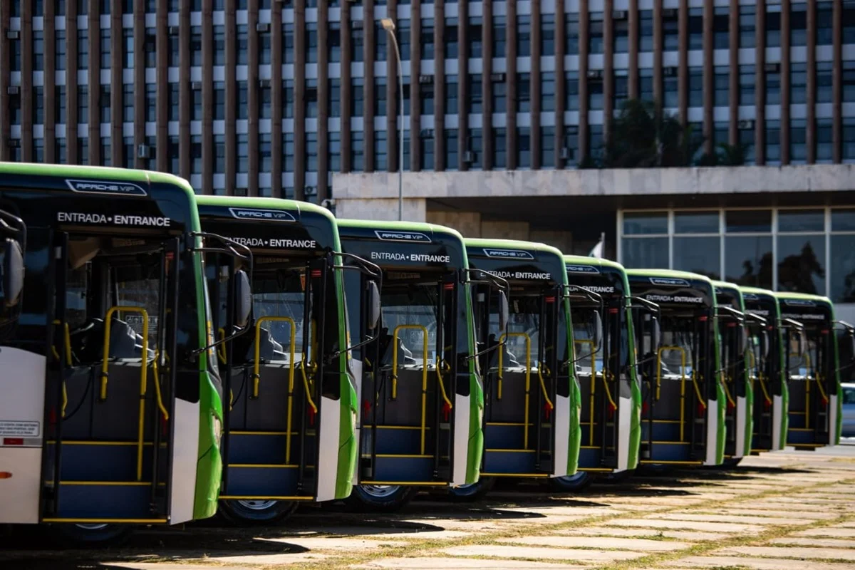 Justiça dá 4 meses para GDF incluir 2 regiões na oferta de ônibus elétricos