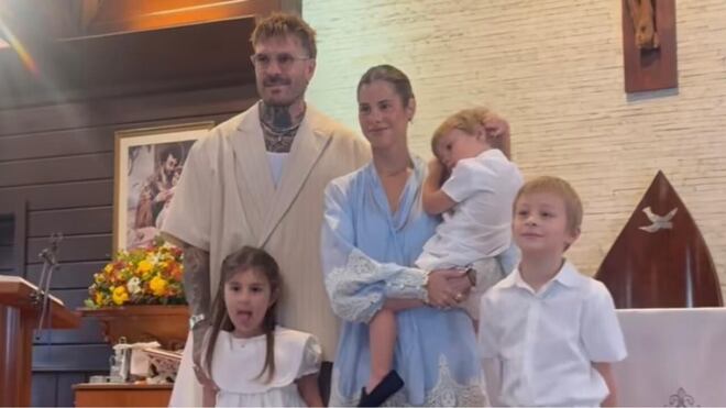 Shantal e Mateus Verdelho batizam os três filhos no catolicismo após pedido do primogênito