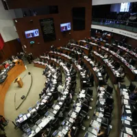 Senado amplía plazo para dictaminar ley contra el feminicidio y continuar diálogo con víctimas