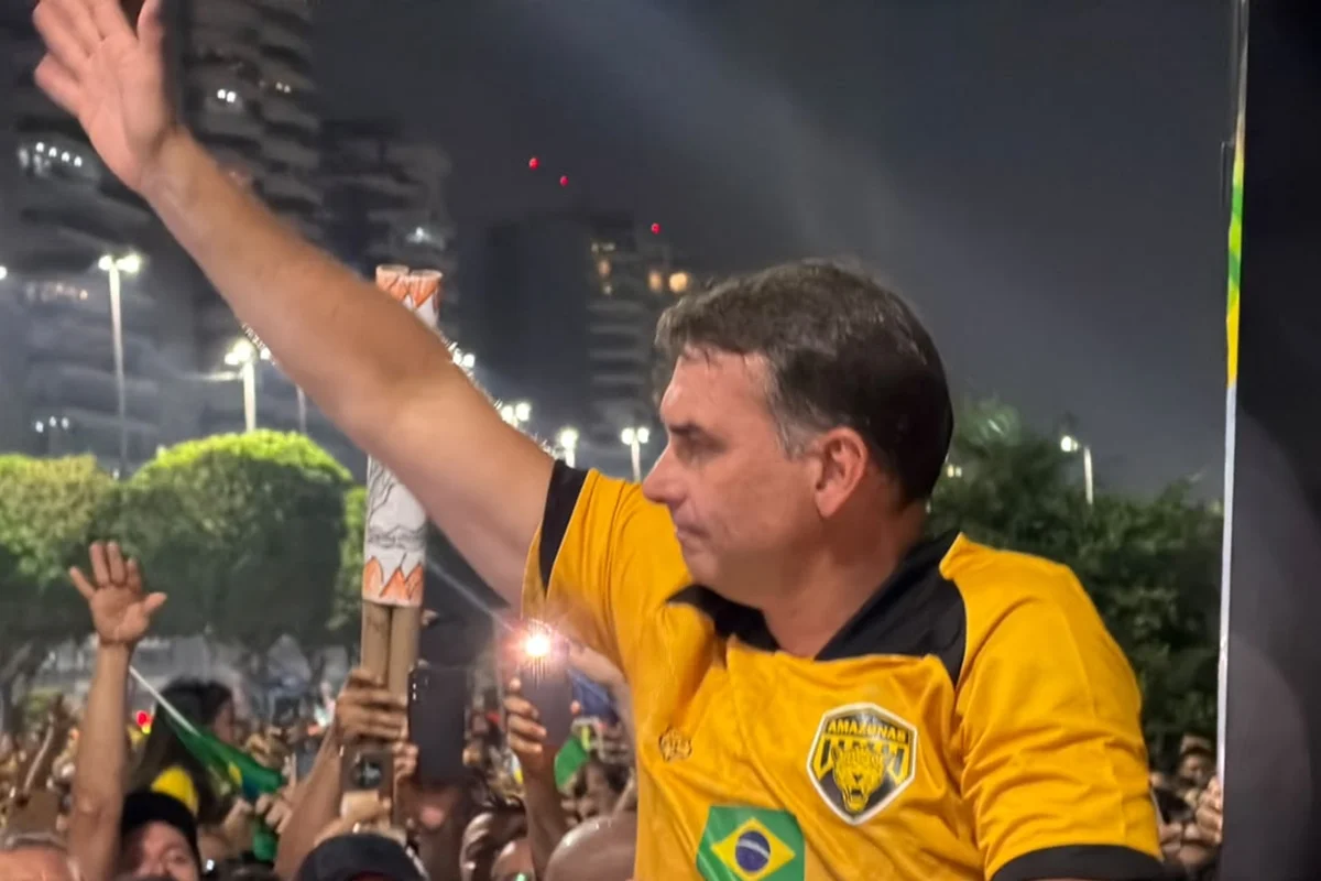 Quebra de sigilo de Lula fala só para bolha, avalia monitoramento de Flávio