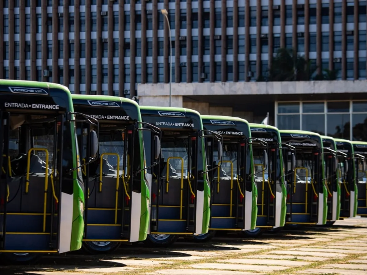 Justiça dá 4 meses para GDF incluir 2 regiões na oferta de ônibus elétricos