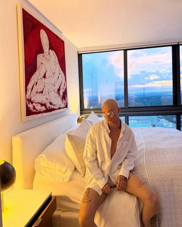 Leonardo Loreto e Patrick Church celebram o Brasil em coleção de beachwear