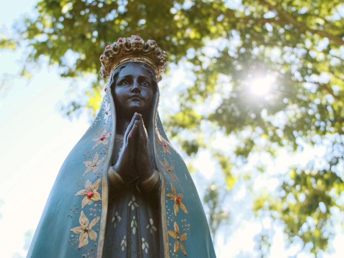 Nossa Senhora Aparecida: por que a santa envolvida em polêmica eleitoral é a padroeira do Brasil e 12 de outubro virou feriado nacional?