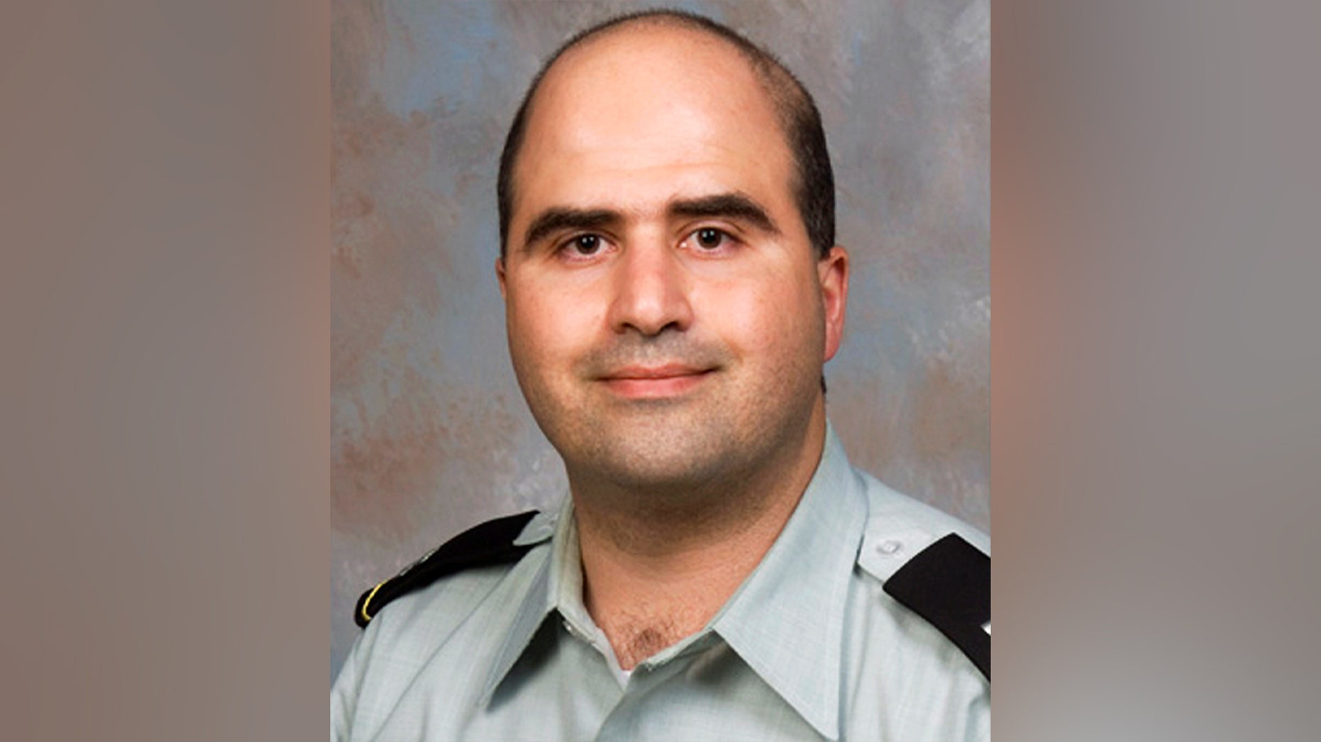 Trump diz que tomará uma 'decisão' sobre os planos do Pentágono de transmitir ao vivo a execução por pelotão de fuzilamento de Nidal Hasan