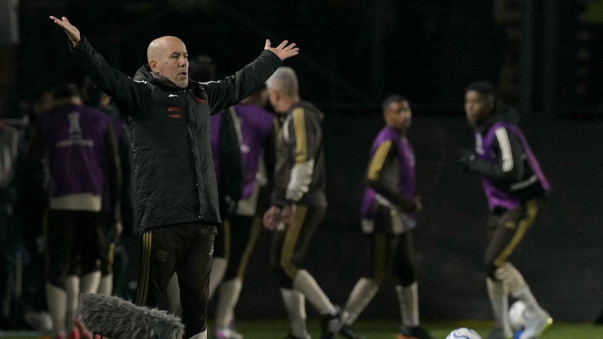 Jardim reclama dos critérios da arbitragem em empate do Flamengo: ‘Queremos que apitem bem’
