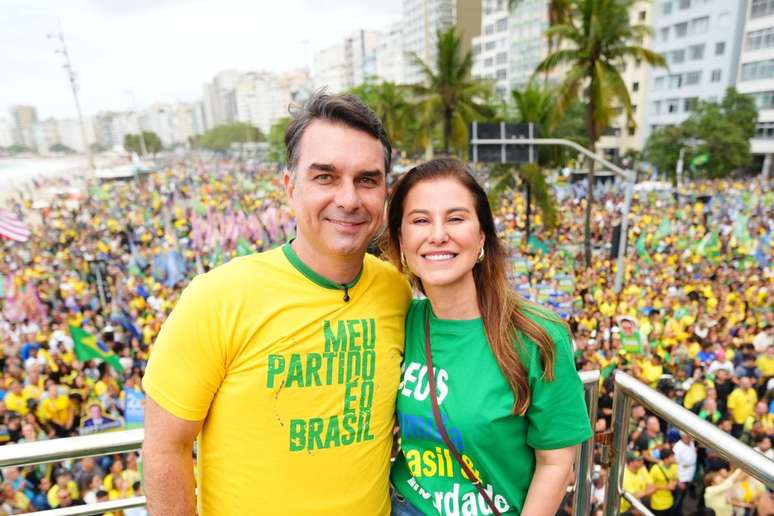 Esposas de Flávio e Lula, Fernanda e Janja são ‘ativos valiosos’ para o 2º turno, mas não definem vitória, avaliam especialistas